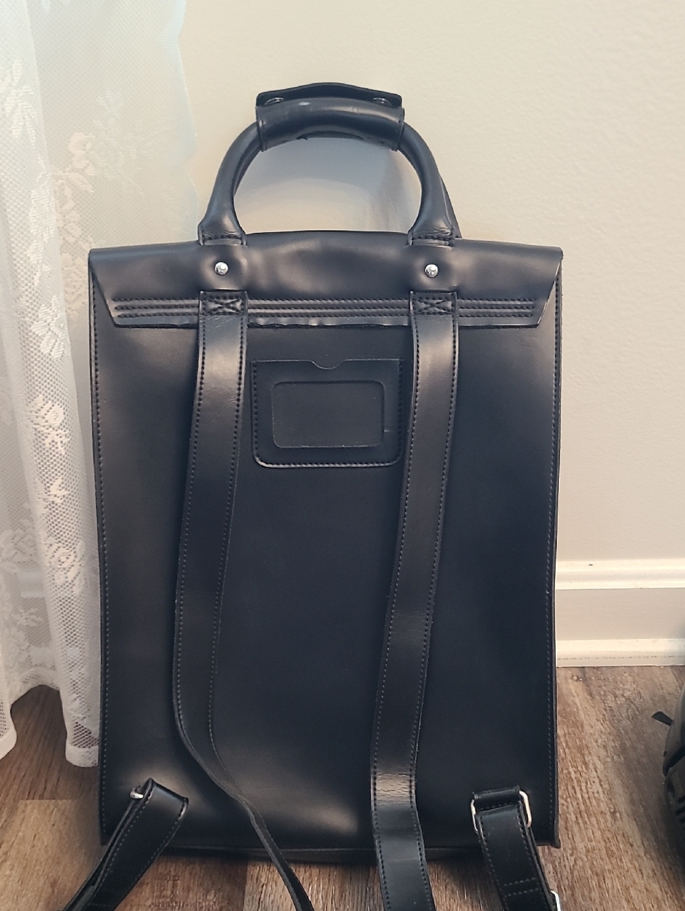 Dr Martens Kieve Smooth Backpack - Picture 8 of 9